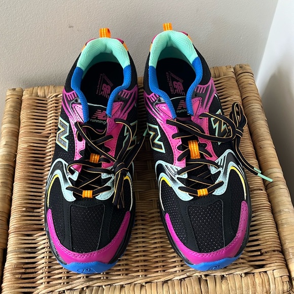 New Balance 530 Sneaker Neon Lights Size 9 Men’s or 10.5 Women’s NEW - Picture 5 of 13